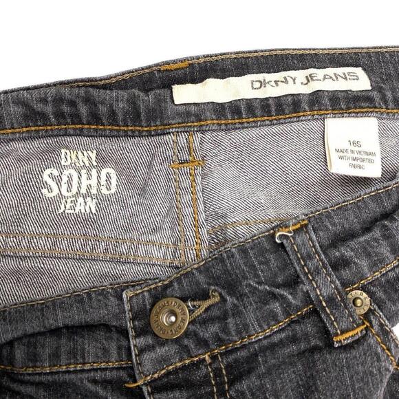 DKNY Soho Jean Bootcut Women's size 16 Short Black Denim jeans - Picture 3 of 4